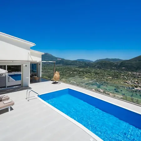 Azzurro Villa *