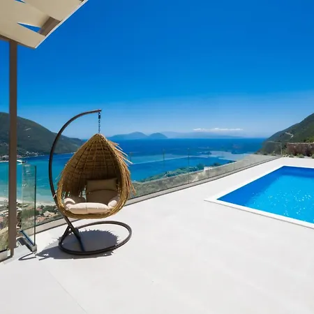 Azzurro Villa *
