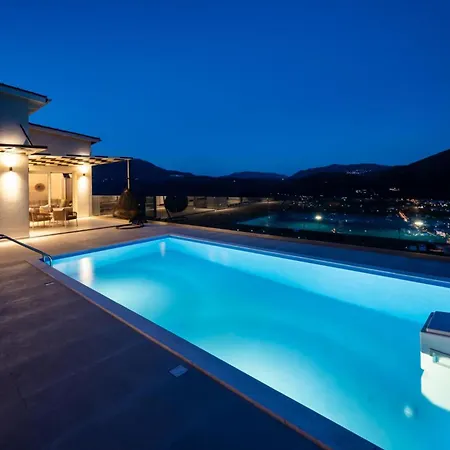 Villa Azzurro *